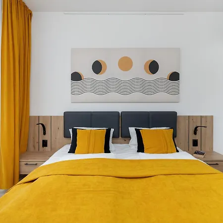 Stela Water Side - Swimming Pool & Sauna By Renters Prestige